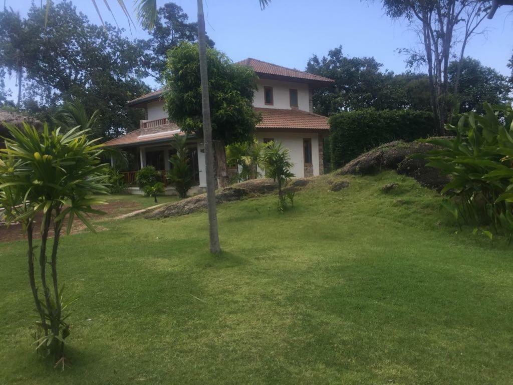 Blue Hill Residence Hua Thanon  Exterior photo